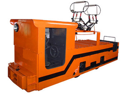 CJY7型架線(xiàn)式工礦電機(jī)車(chē)